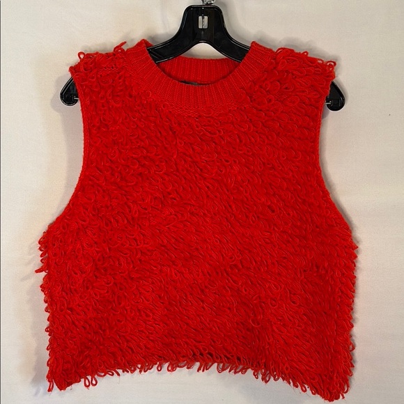 FIBFLX Red Textured Loop Sleeveless Top Medium - Picture 2 of 6